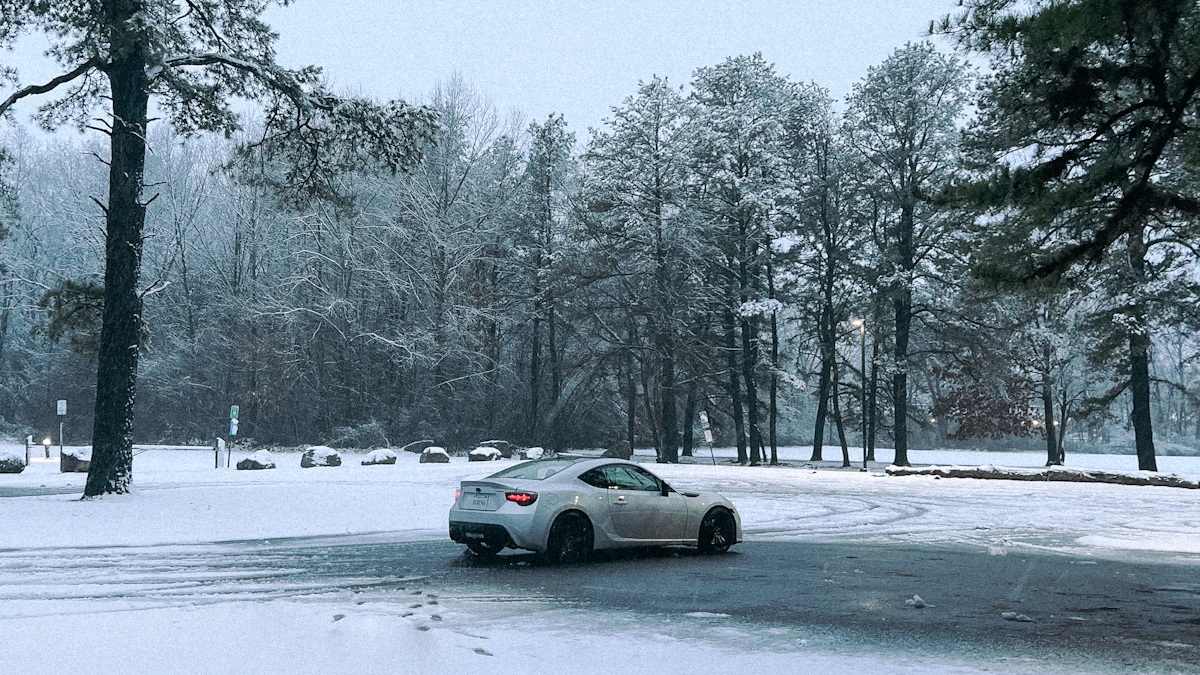snow car